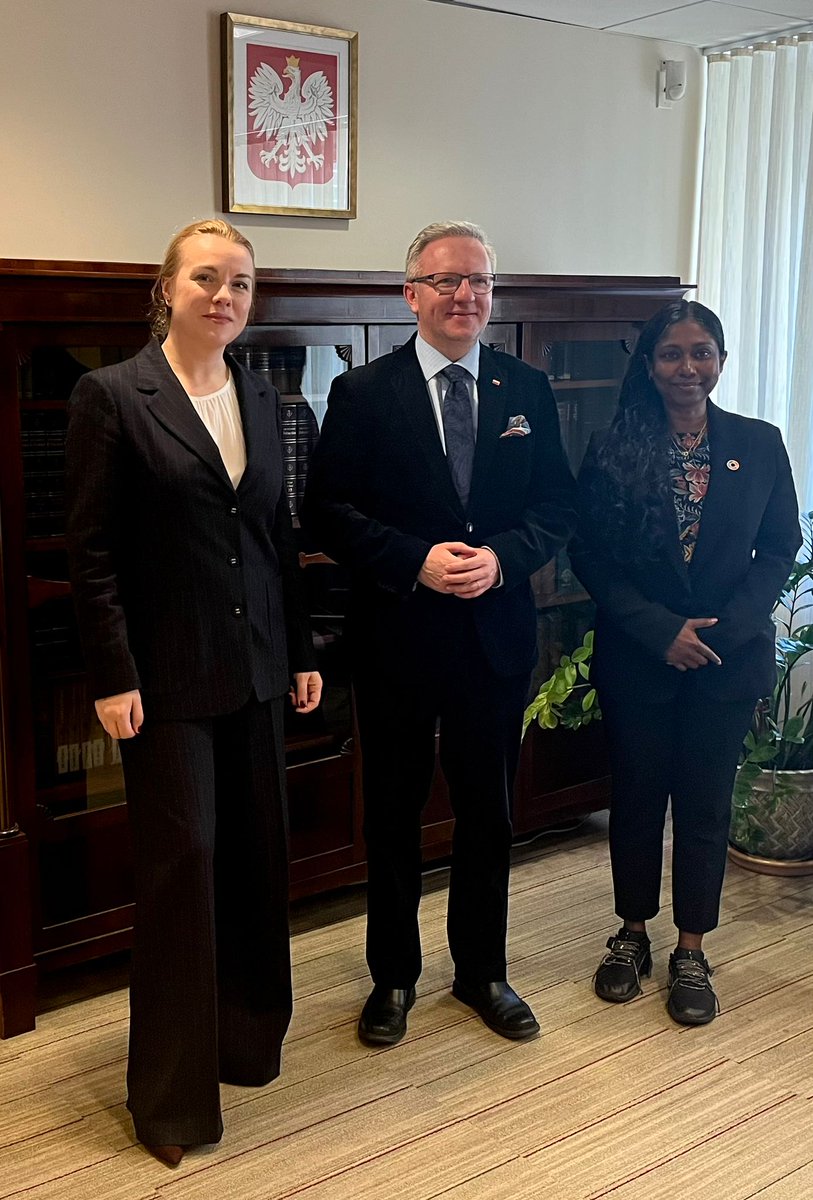 PLinUN's tweet photo. Always a pleasure to meet with @UNECE chief @Tatiana_Molcean to discuss how to translate 🇺🇳 global goals into regional norms and conventions.
We look forward to the 71th session of UNECE focused on resilient infrastructure. #PLinECOSOC https://t.co/S63oUccmDR