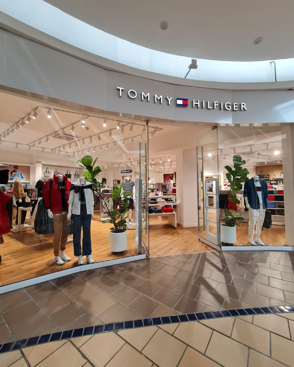 Ven a conocer la nueva tienda de Tommy Hilfiger en UNICO Outlet Cali 🥳

Donde la felicidad cuesta menos 🛍️

#MegaOutlet #colombia #ElOutletdelOccidenteColombiano #megaoutlet