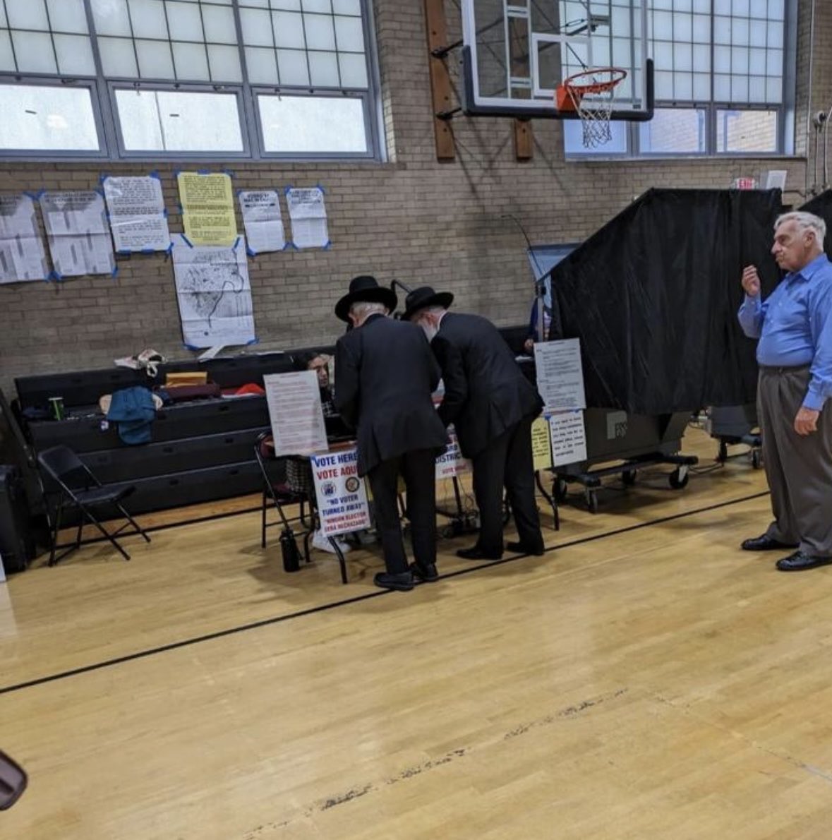 IHF_Heritage's tweet photo. Rabbi Meir Stern, esteemed Rosh Yeshiva of Yeshiva Gedola of Passaic, exercises his right to vote! As a renowned Talmudic scholar and leader of one of the largest yeshivas in the US, his civic engagement inspires our community! #JewishLeadership #Vote2024 #AmericanPrivilege https://t.co/LbYslCJirP