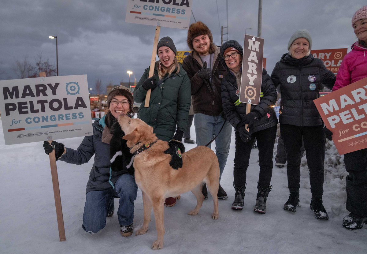 (Congress)man’s best friend 🐾