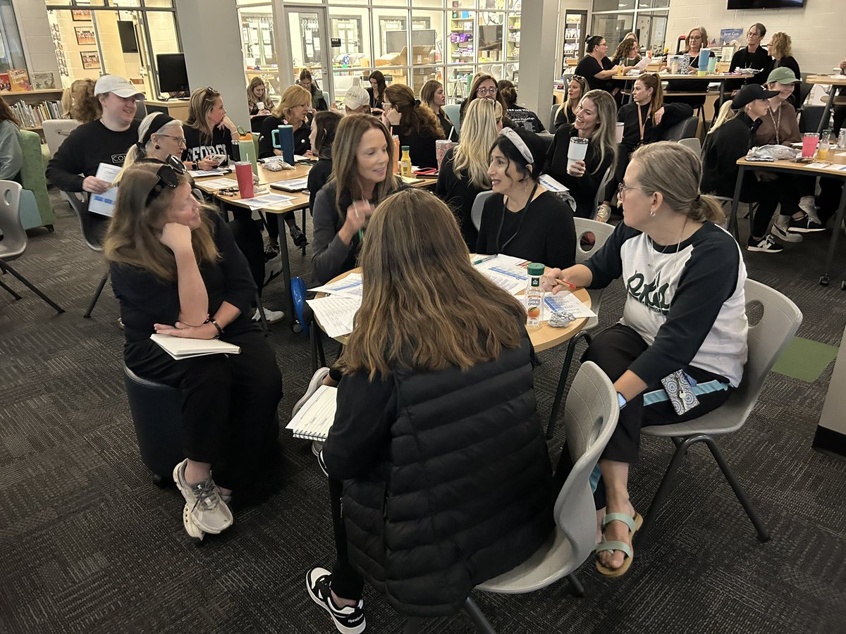 MVESGainesville's tweet image. Our amazing team practiced behavior de-escalation skills this morning 🌟 @Hall_Schools #ProfessionalLearning #ThankAnEducator