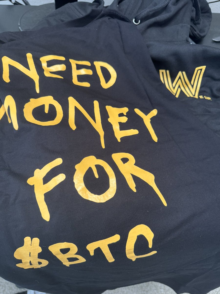 ACrypt27x's tweet image. Wore the @WealthGroup merch to the polls today. Wonder if they knew who I voted for. #BTC 🇺🇸
@CryptoGodJohn @OGGoldenPocket