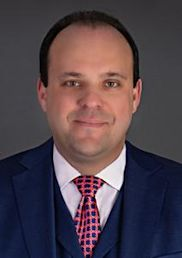 cosmicfirepeace's tweet photo. Did y'all see Boris the Snake at donnie's rally this week? This slime ball is one to look out for .. Boris Epshteyn >> Russian Agent #Epshteyn worked with Giuliani in December 2020 to persuade Republican officials in seven states to prepare certificates of ascertainment for slates of "alternate electors" loyal to Trump, which would be presented to Pence for certification #Wikipedia He's lurking and he's mean .. so crooked he can't even make a straight face