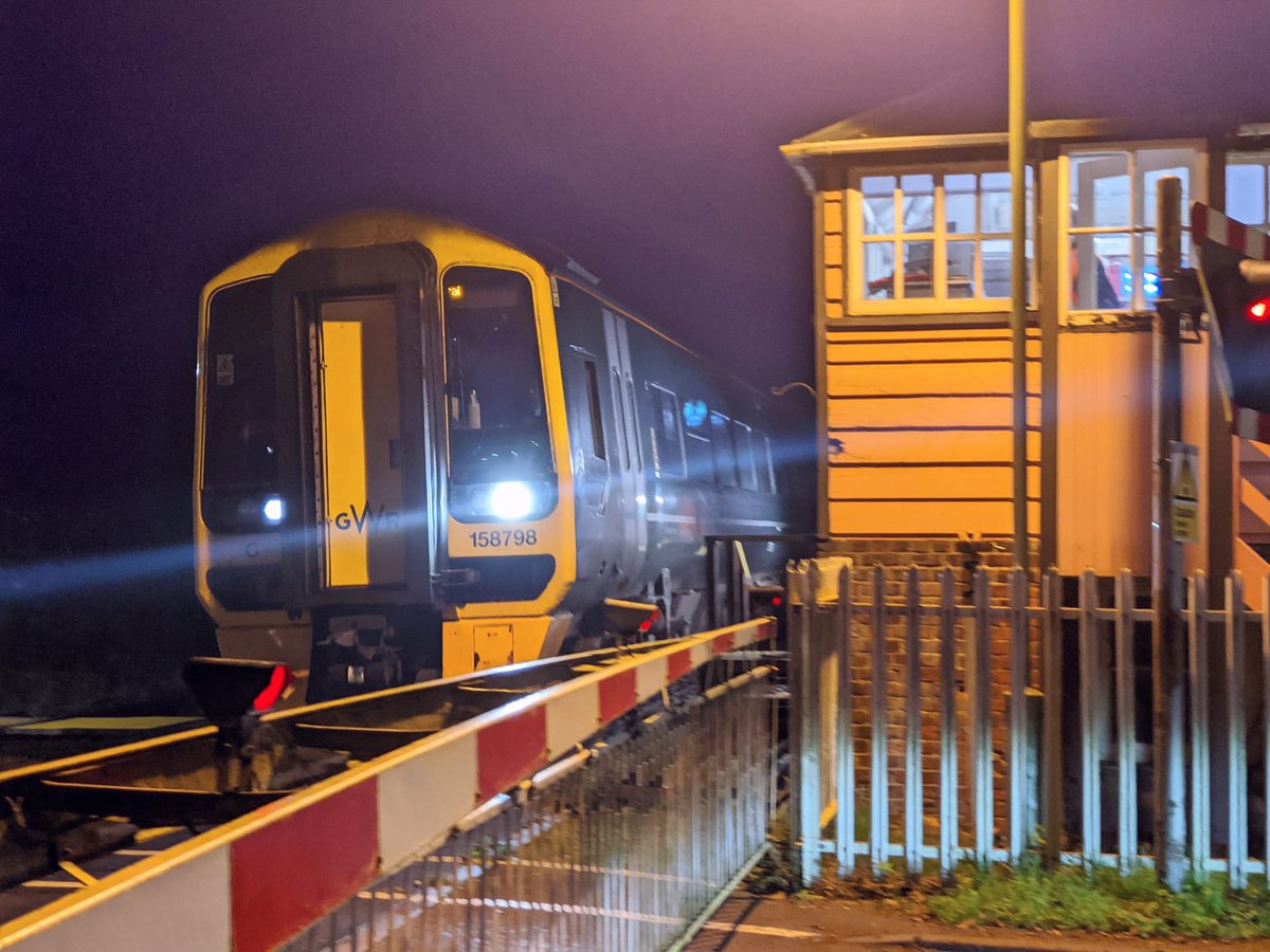 Luke Farley tweet media