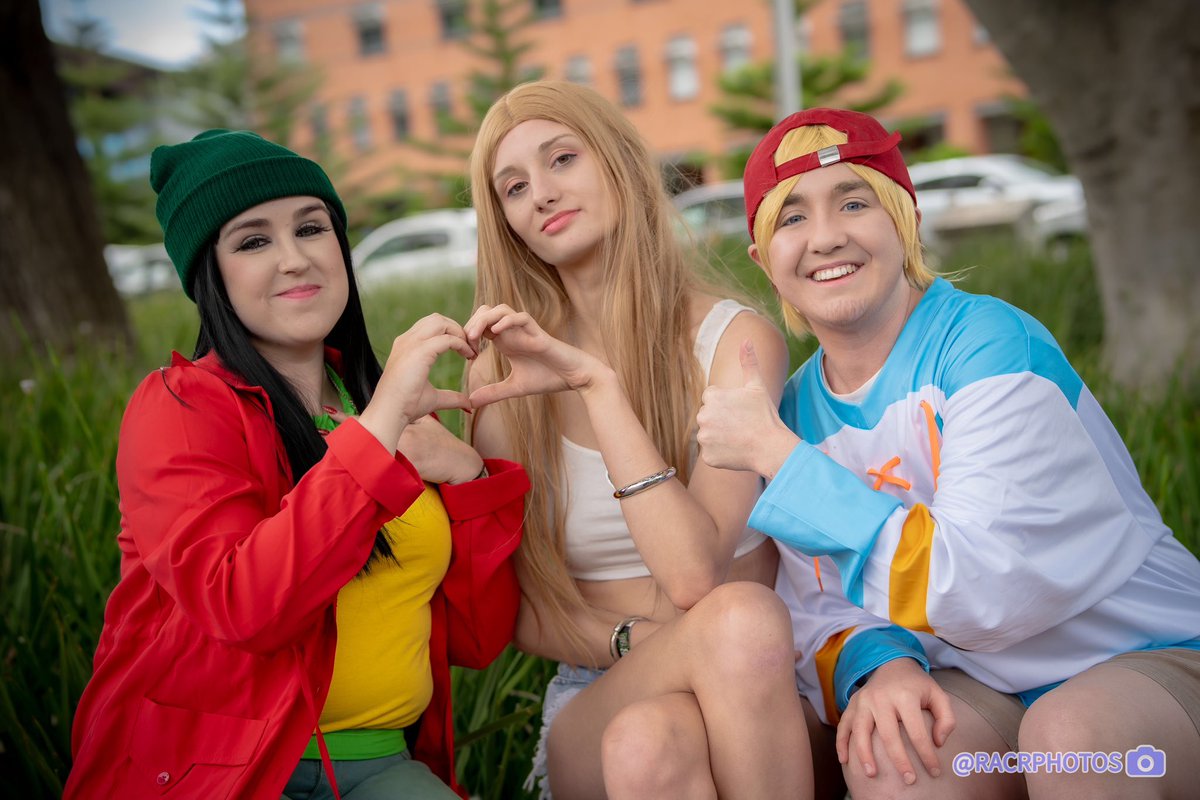 mikatoonist's tweet photo. Mkuila! 💕❤️

…. and Wayne 👍

MK; @dymanites 
Julia; @SailorPom 
Wayne; Me!

Photographer; @/racrphotos https://t.co/rhARZXFIiq