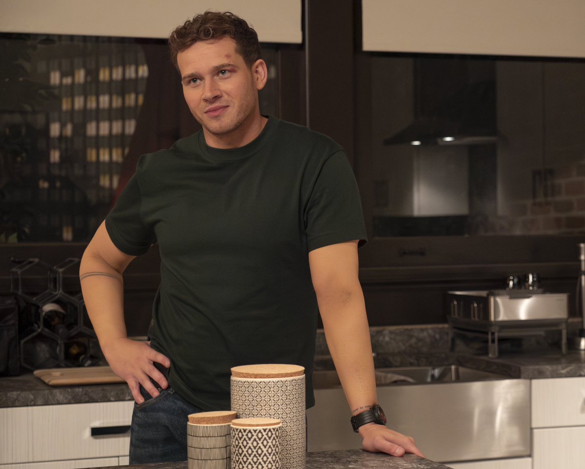 911TVNEWS's tweet photo. Stills for 8x06 “Confessions” have been released 🚨. Open the thread below to check out all the pics. #911onABC https://t.co/Atl5oHx9MD