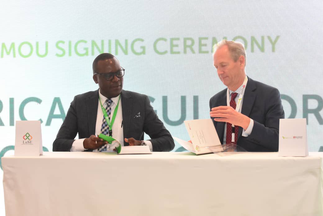 FinInsightZam's tweet image. Breaking: @LuSE_Plc &amp;amp; @FSDAfrica sign MoU to revise LuSE Rules! Streamlining operations, increasing market participation &amp;amp; aligning with global sustainable finance trends. #LuSE #FSDAfrica #SustainableFinance #Zambia"