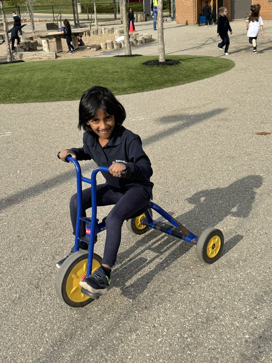 StBeneKinder101's tweet photo. Enjoying the beautiful weather!! ☀️ https://t.co/rThW0BLbm5