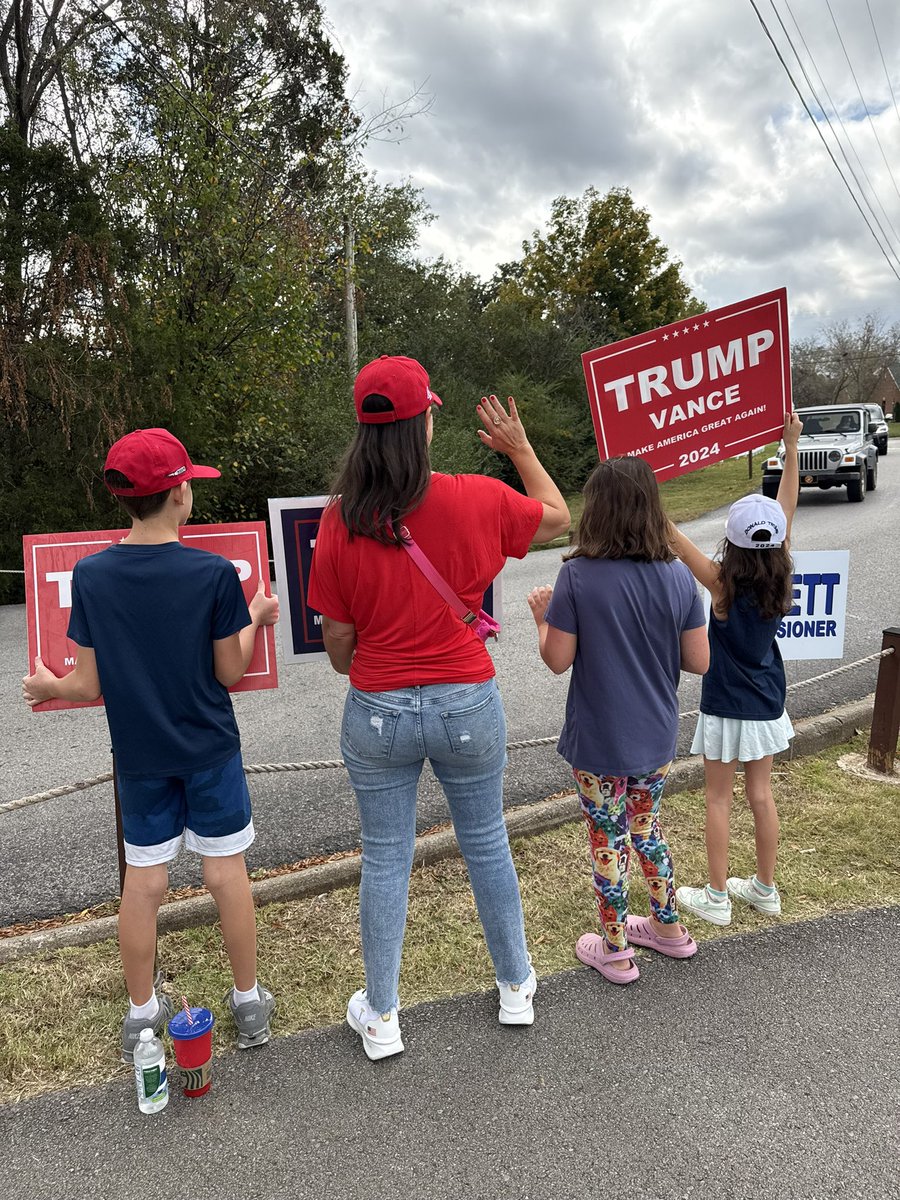 LucyRiles's tweet photo. This morning, my kids and I did our civic duty and campaigned for We the People’s President🇺🇸 This afternoon, my Saint Bernard and I did it as well🇺🇸 he was a huge hit and aptly nicknamed the “Trump Dog”🇺🇸🐶 #WomenForTrump #MothersForTrump #DogsForTrump https://t.co/xoBJgq0ILt