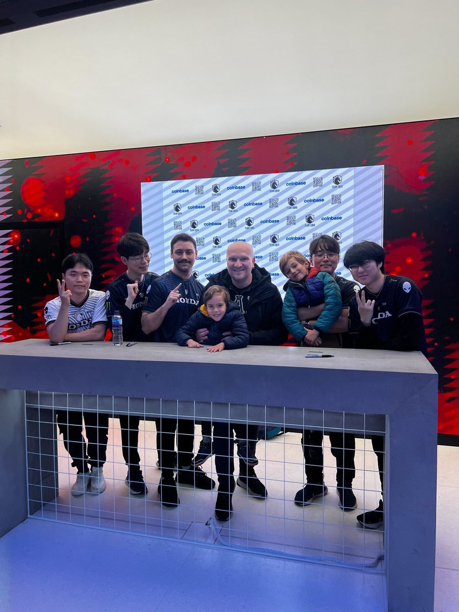 Team Liquid Alienware tweet media