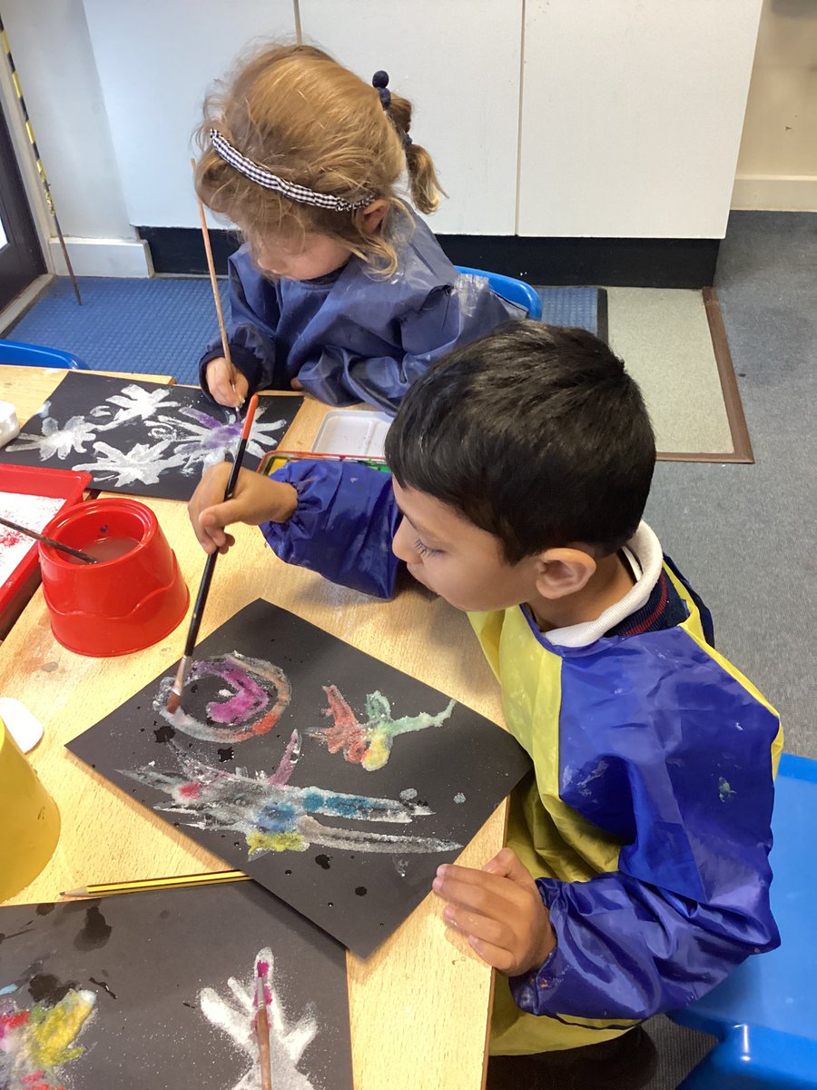 StNicksEarly's tweet photo. #StNicksReception created some beautiful firework salt paintings to celebrate bonfire night. #StNicksArtsCrafts https://t.co/5666hwJNSB