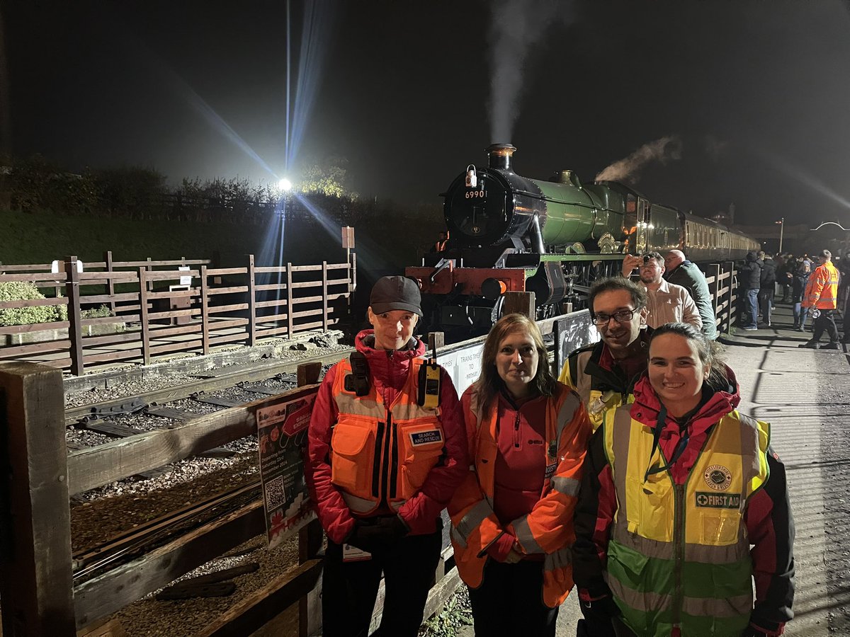 LeicSAR_CFR's tweet photo. We are @GcrGreat #BonfireNight Event providing #eventcover. Have a safe bonfire night!
Do you need #firstaidcover β‘οΈ#medicalcover contact us https://t.co/XCjCGZ7OCz https://t.co/HVhcV6cWVN