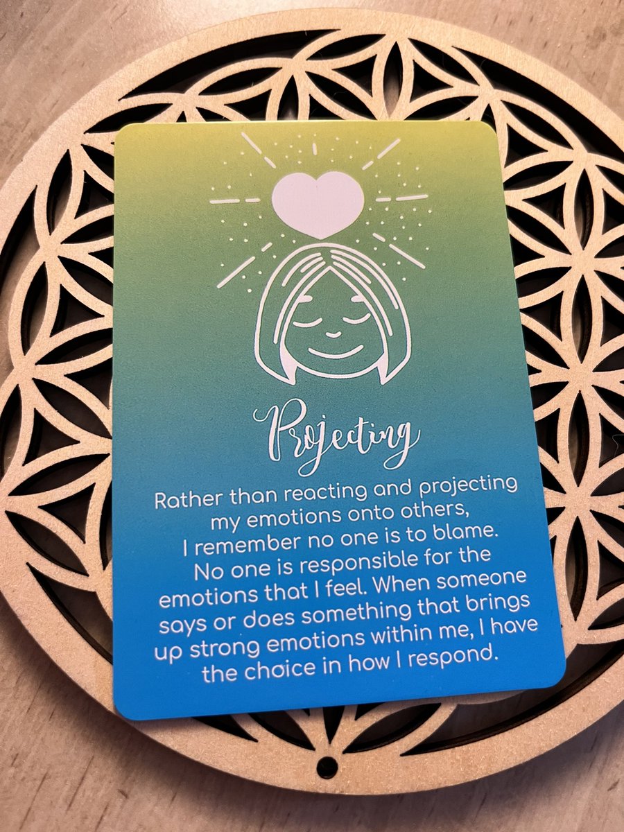 jennifer301031's tweet photo. Todays mindful message card
#message #mindfulmessage #oracle #oraclecard #dailyoracle #dailyoraclecard https://t.co/V6oeFkUrlH