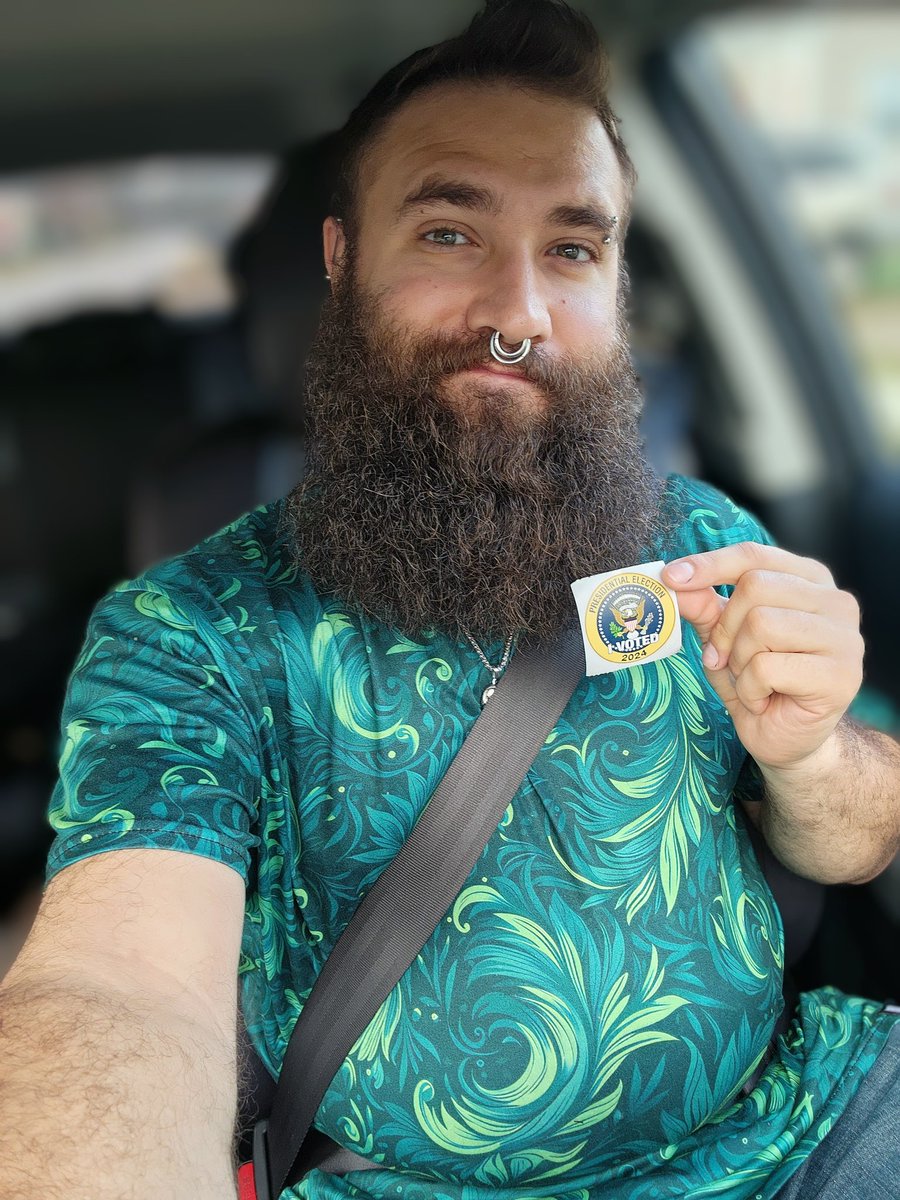 Well, as of 8am this morning, I did indeed vote.
Can't wait to see which hellscape we wake up in tomorrow when some people are either way too upset or way too excited about their candidate losing or winning. 
I'm just hoping that it's the less semi-permanent hellscape.