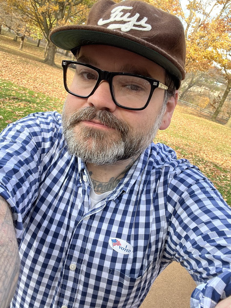 TPPratt's tweet photo. Obligatory “I Voted” selfie. https://t.co/njDTX68Dzf