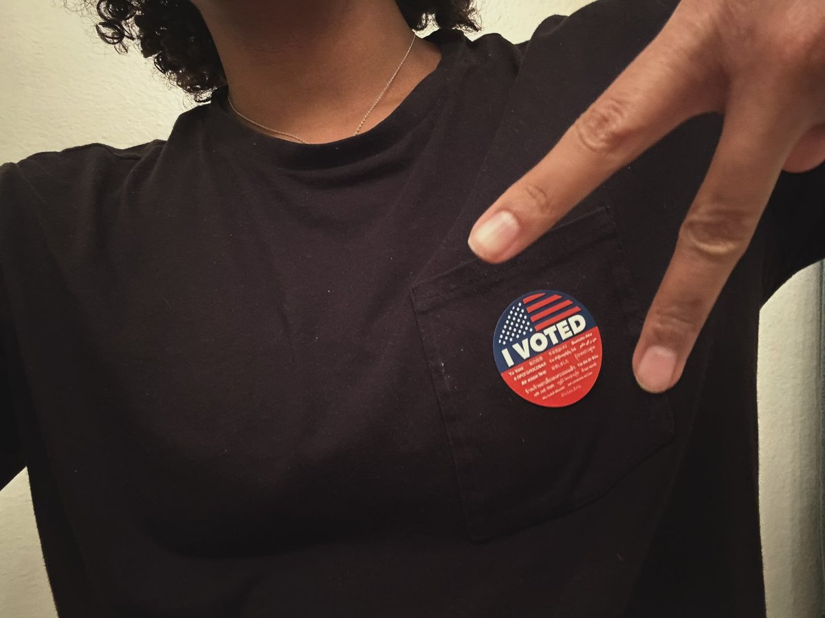 kianamaiart's tweet photo. Voted last week but you still have time to!!! https://t.co/WRstxPHNUO