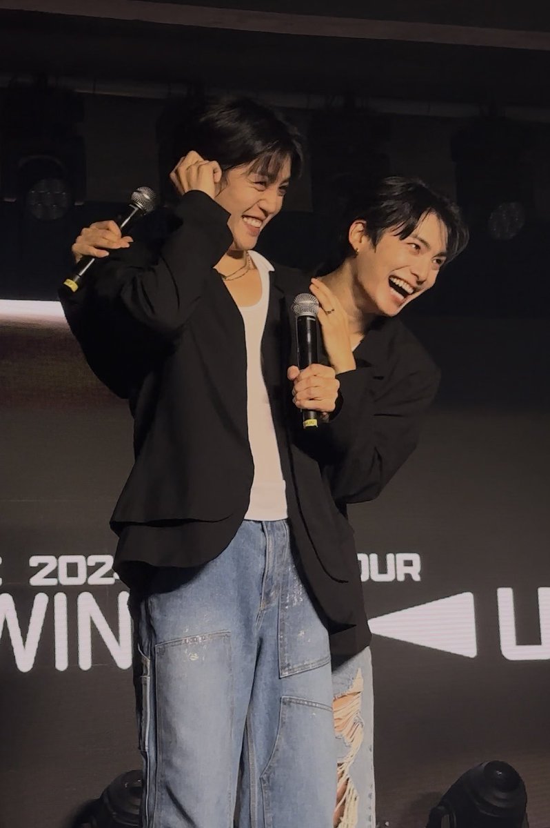 🥹🥹🥹🥹 #ACEINHELSINKI #ACE #에이스 #LEEDONGHUN #이동훈 #PARKJUNHEE #박준희