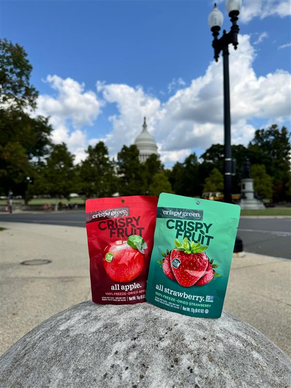 Decision time! Are you Team Crispy Apple 🍏 or Team Crispy Strawberry 🍓? Cast your vote for your
favorite 100% pure fruit snack, no debates necessary, just Crispy, Delicious and Naturally Nutritious Snacks!

#Crispygreen #CrispyFruit #ElectionDaySnack #SnackTheVote