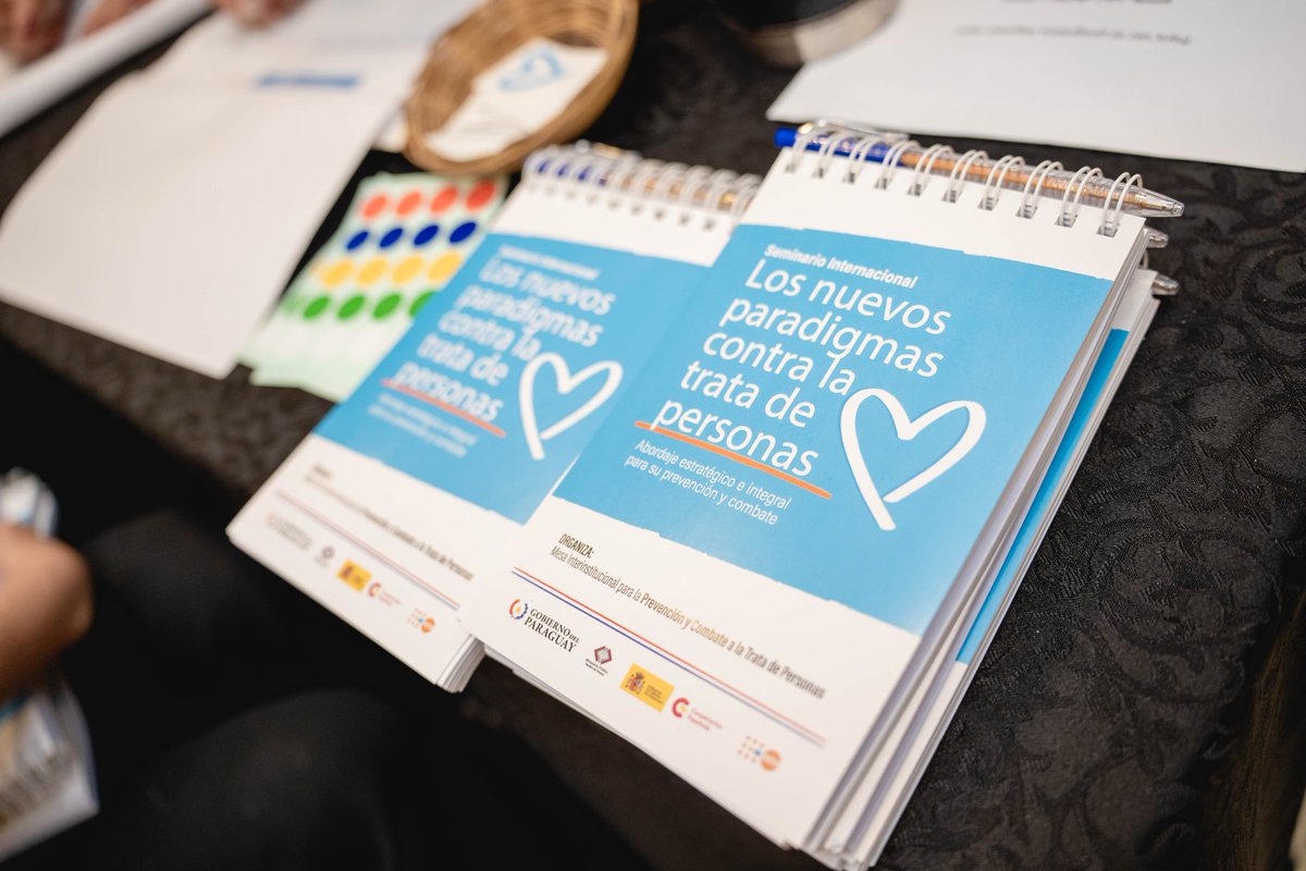 UNFPAPy's tweet photo. Este y otros datos fueron presentados por expertos y expertas que debatieron sobre los nuevos enfoques y desafíos en la lucha contra la trata de personas. https://t.co/FaU3e3PaPf