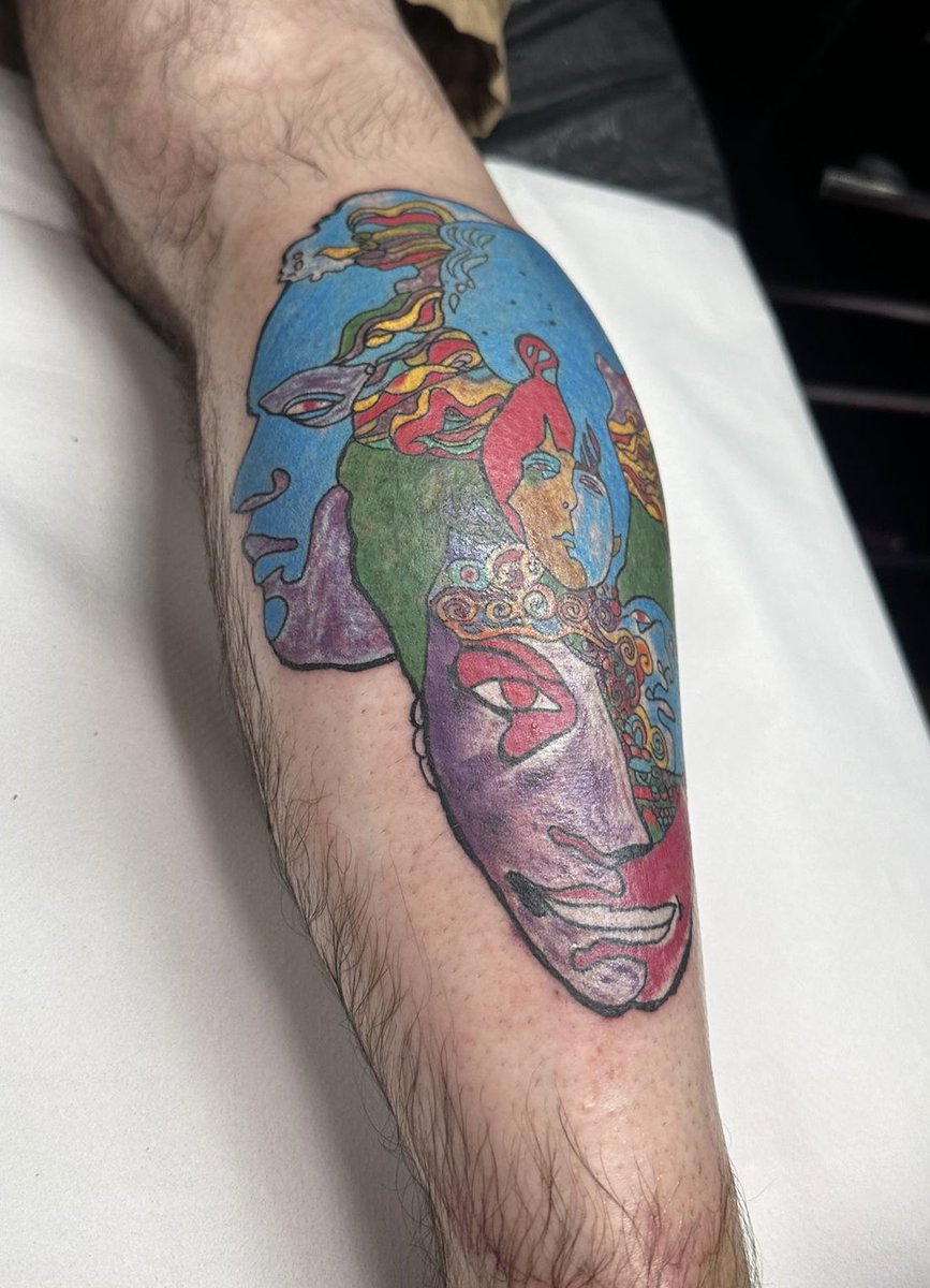 Ringo11Lee's tweet photo. 7 hours in the chair for this, full calf - It’s stunning! Pics with no filter or effects. 
Oddly enough, it coincides with the same week the album was released in 1967…
Big up Sam at @Vividinkhagley @vividinktattoo 
#Love #ForeverChanges @LOVErevisited66 @johnnysecho https://t.co/xnKfyw5kOK