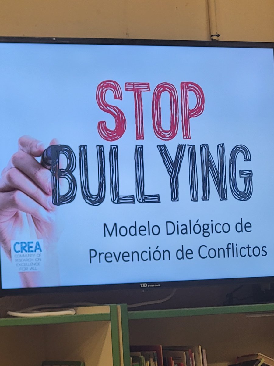 IEMediterrani's tweet photo. FORMACIÓ Dr.ORIOL RIOS,  MODEL DIALÒGIC . Només l'impacte de les ECIs està millorant l'ambient i cohesió social a les nostres aules! Deixem entrar la ciència en el nostre dia a dia! https://t.co/LmLjucf33D