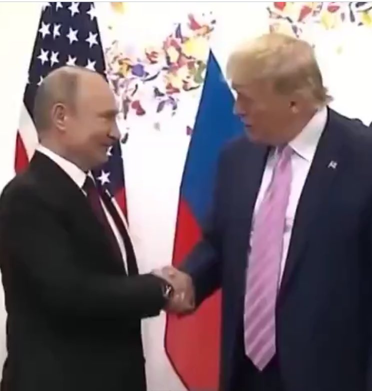 MximaReina1's tweet photo. Ni Joe Biden ni Kamala Harris fueron a China, Rusia o a Corea del Norte para lograr tener buenas relaciones con rivales históricos de Occidente. Es Trump , sí o sí por la paz mundial . 
 #EleccionesEstadosUnidos https://t.co/LnZSqGfMUt