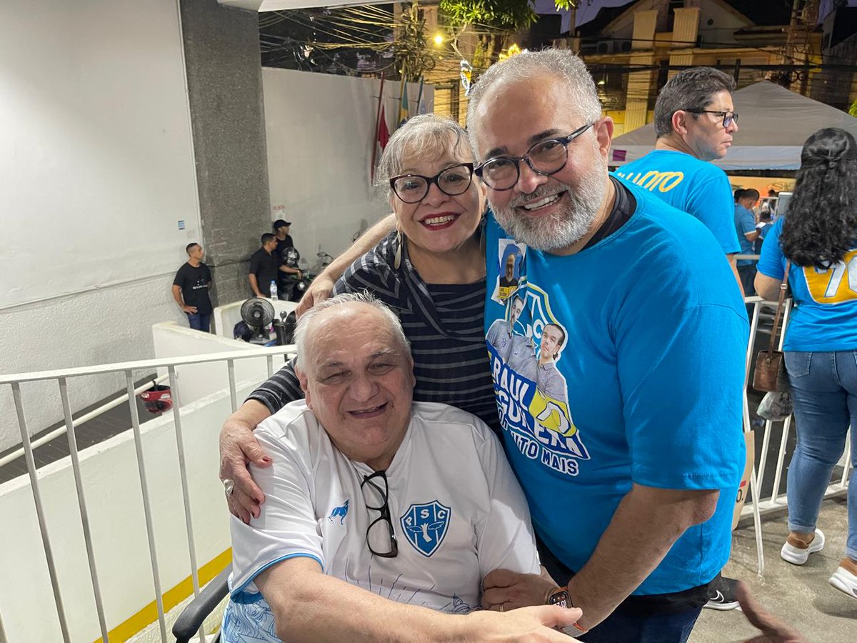 Tudao_Tudinho's tweet photo. Drs Cesar Neves e Silvério bicolores de carteirinha! https://t.co/uKVBjQ72ok