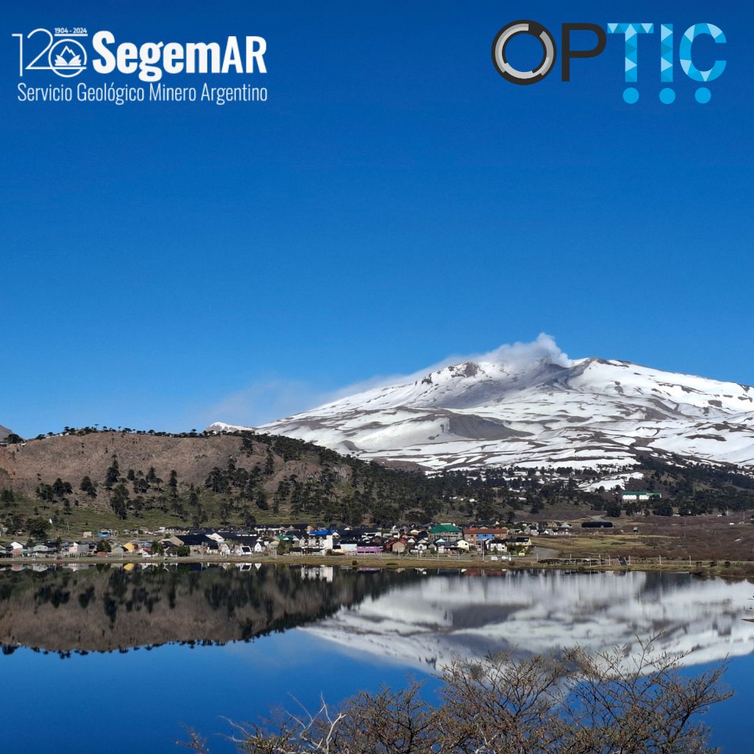 segemar's tweet photo. Se realizaron tareas de mantenimiento sobre la red de monitoreo del volcán Copahue #segemar #OAVV #monitoreovolcáncopahue https://t.co/yW349pwNjN