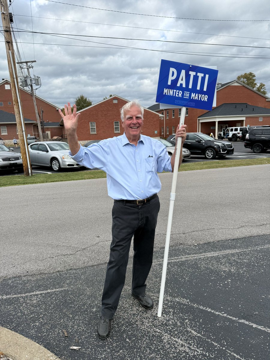 pattiminter4ky's tweet photo. The work isn’t over yet! Less than three hours till the polls close, we’re still in campaign mode. If you haven’t voted yet, make sure you get in line by 6! https://t.co/GP5zkhyzHQ