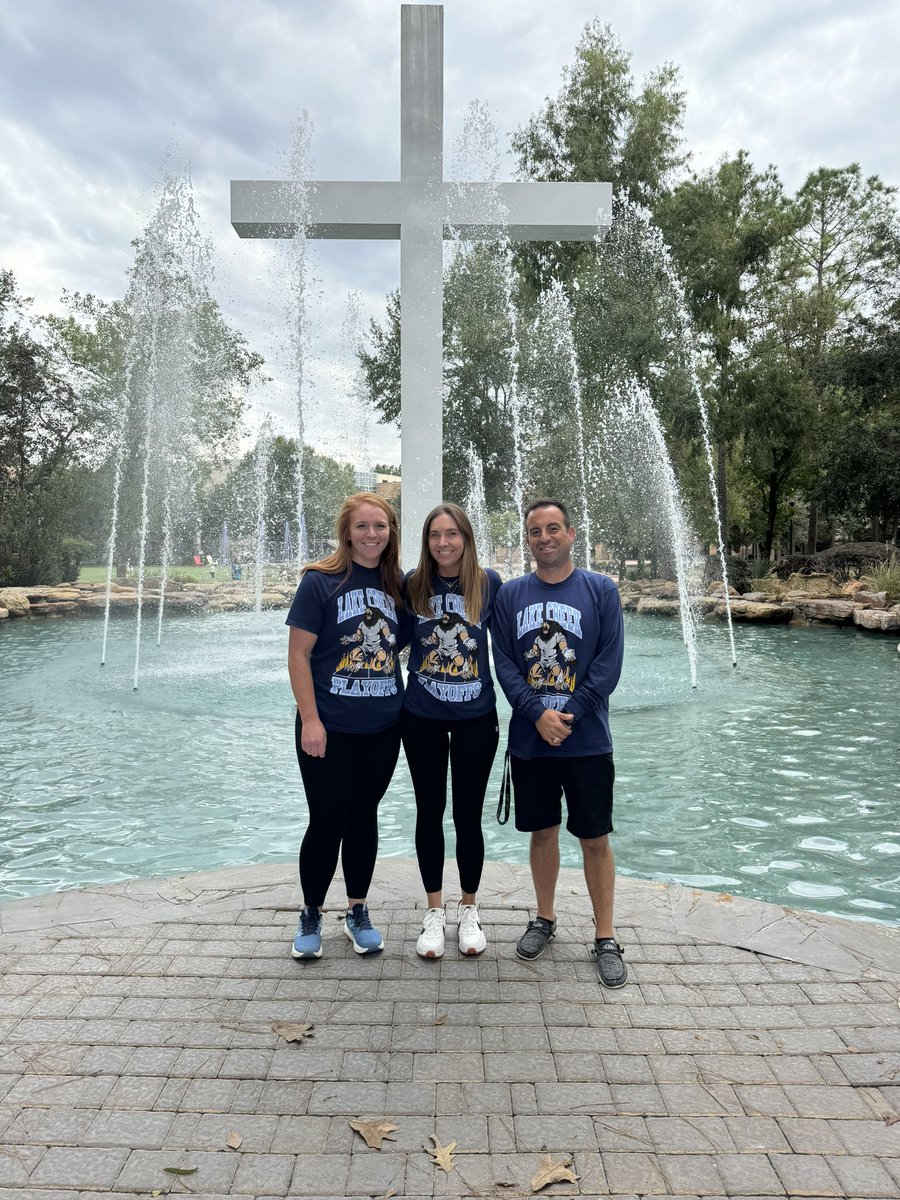 lakecreekvb's tweet photo. Your Lions are ready to go. We are in this together regardless of your role, position or grade…we are all a piece to the puzzle that brings us together. Round one starts at 6:00! #UntilWeAllWin #strongertogether #lockedin @LakeCreekHS @LakeCreekVBClub https://t.co/ptlHoNNjPp