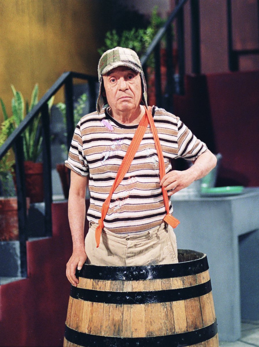 🚨É OFICIAL! O público pediu e o SBT ouviu! 

Após inúmeras solicitações, a partir do dia 18 de novembro, a clássica série Chaves está de volta à programação diariamente, às 18h30 (de Brasília). GOSTARAM? 😍❤️

#SBT #Chaves