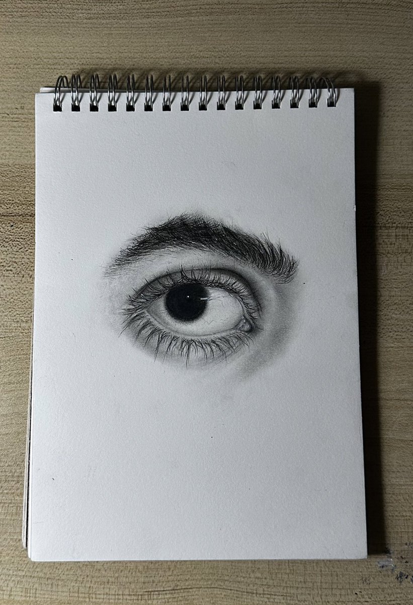 vrirb_'s tweet photo. فن فن 
#art #drawing https://t.co/bIBG4EqnAq
