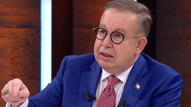 Emekli Tümamiral Cihat Yaycı:

Şehit aileleri ve gaziler, DEM’li belediye başkanları tarafından çöpçü kadrosuna geçiriliyor.

Batman'da ölen teröristlerin ailelerinin bulunduğu sokaklar ve evlerinin önleri şehit ailelerine ve gazilere temizlettiriliyor.