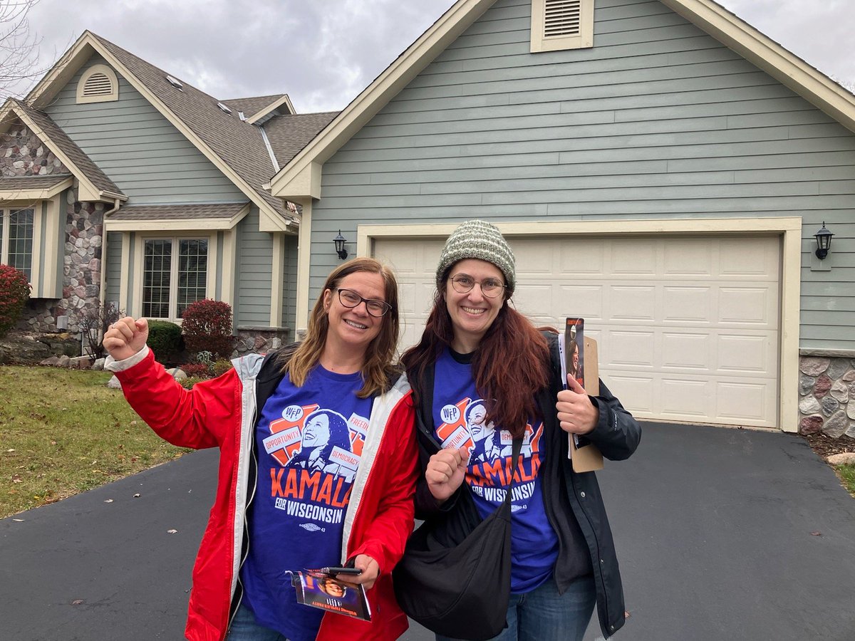 Laura Jedeed tweet media