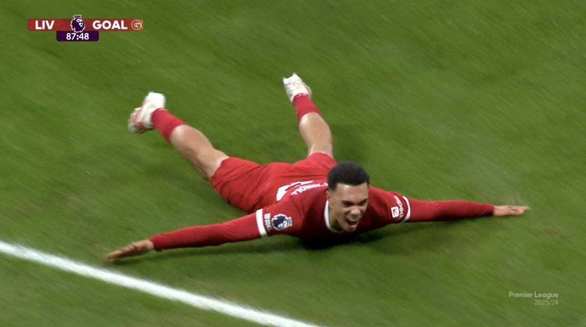 LiverpoolInsane's tweet photo. LIVERPOOL GANHANDO
REAL E CITY TOMANDO 

QUE DIA GOSTOSINHO MEU DEUS https://t.co/mXrN571g5j