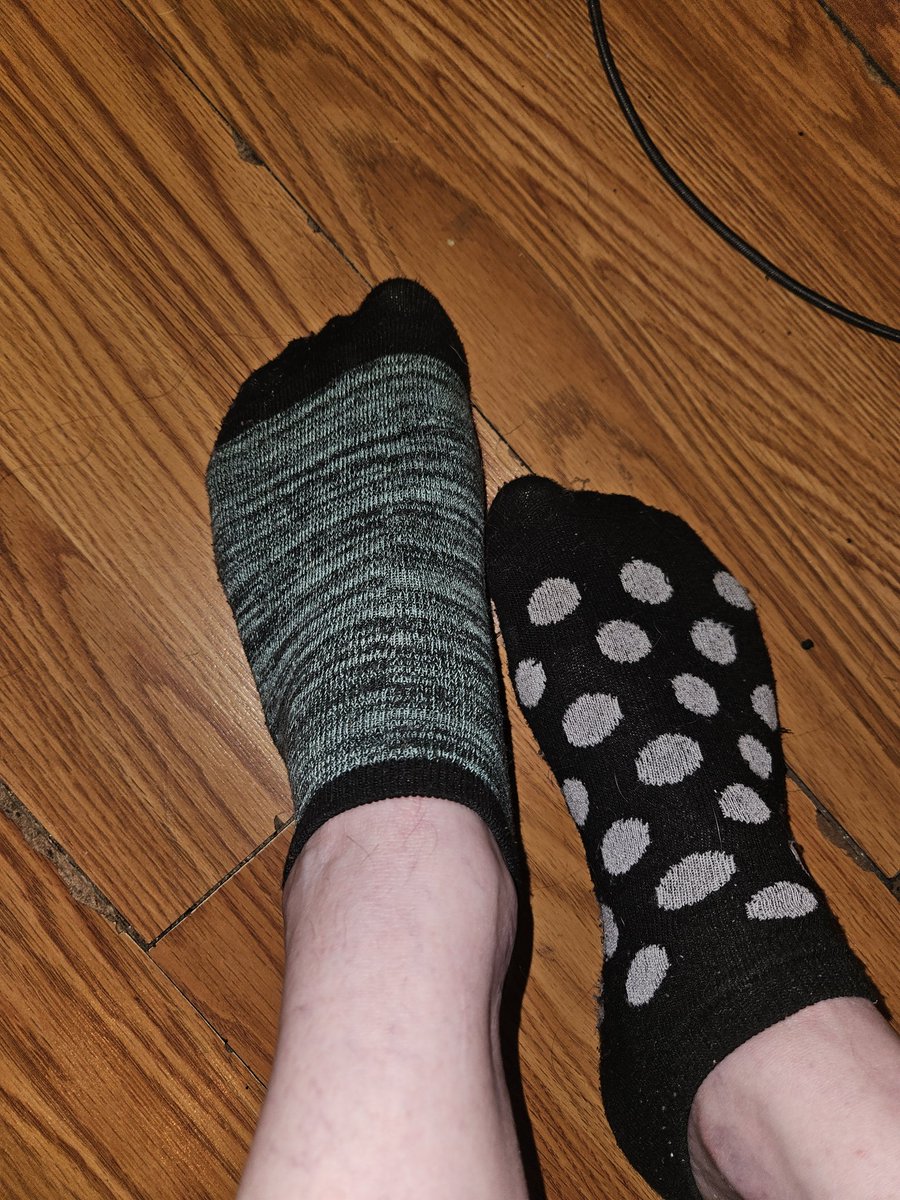 MistressLynn44's tweet photo. How do you feel about mismatched socks? I ❤️ them! 
#feet #fetish #socksdontmatch #findom #simp #payig #dominatrix #tootsies https://t.co/B2t84i7Gnf
