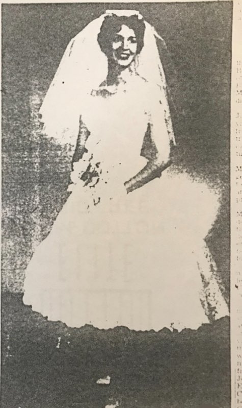 You sure? My birthmother wore a corset while pregnant in 1959, gained only 13 lbs, gave me up for adoption and got married 2 weeks later in the Baptist church. 👇 No one knew. 

My adoptive mom had an abortion in 1956 after an ectopic pregnancy. No one knew. 

I vote blue.