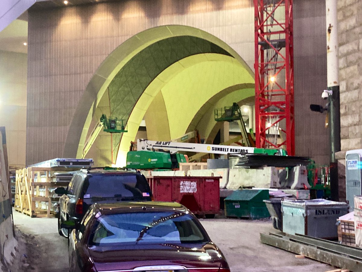 Hints of color emerging at the South Station Air Rights Project. <a href="/universalhub/">Adam Gaffin</a>