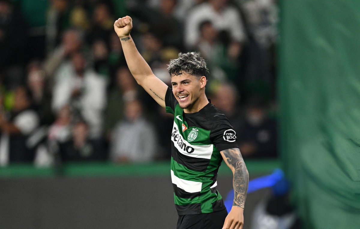 Jogo incrível de Maxi Araújo.

Um dos melhores em campo 👏🏼