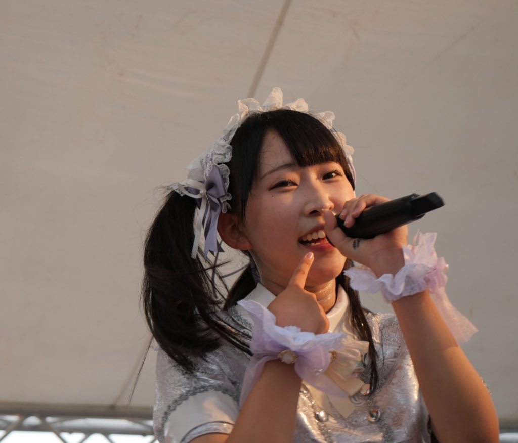 tachikaze1186's tweet photo. まう生誕祭まで
あと〜3日‼︎次の土曜
場所
#ForeverFever
#フォーエバーフィーバー 様
13:00開場 13:30開始予定
11月ライブ予定少なく
今現在発表でてるのは
あとこの9日だけです
ワンマン前に盛大に盛り上げたい
よろしくお願いします
#ロワベリ #まう
#まう生誕祭2024
#中3ズ #チケット発売中 https://t.co/MuuuXows34