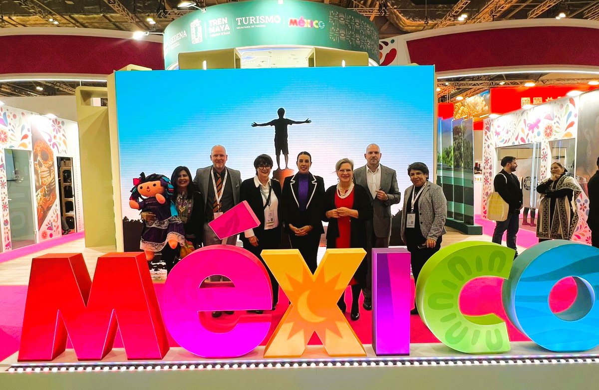 En representación del C.P. Victor Enriquez.- Presidente, la Sra. Barbara Castellanos.- Tesorera y socios CONEXSTUR en compañía de la Lic. <a href="/josefinarodzam/">Josefina Rodríguez Zamora</a>.-Secretaria de Turismo y la Lic. <a href="/josefagbom/">Josefa Gonzalez Blanco (she-her)</a> - Embajadora de México en Reino Unido dieron inicio al WTM 
#CONEXSTUR