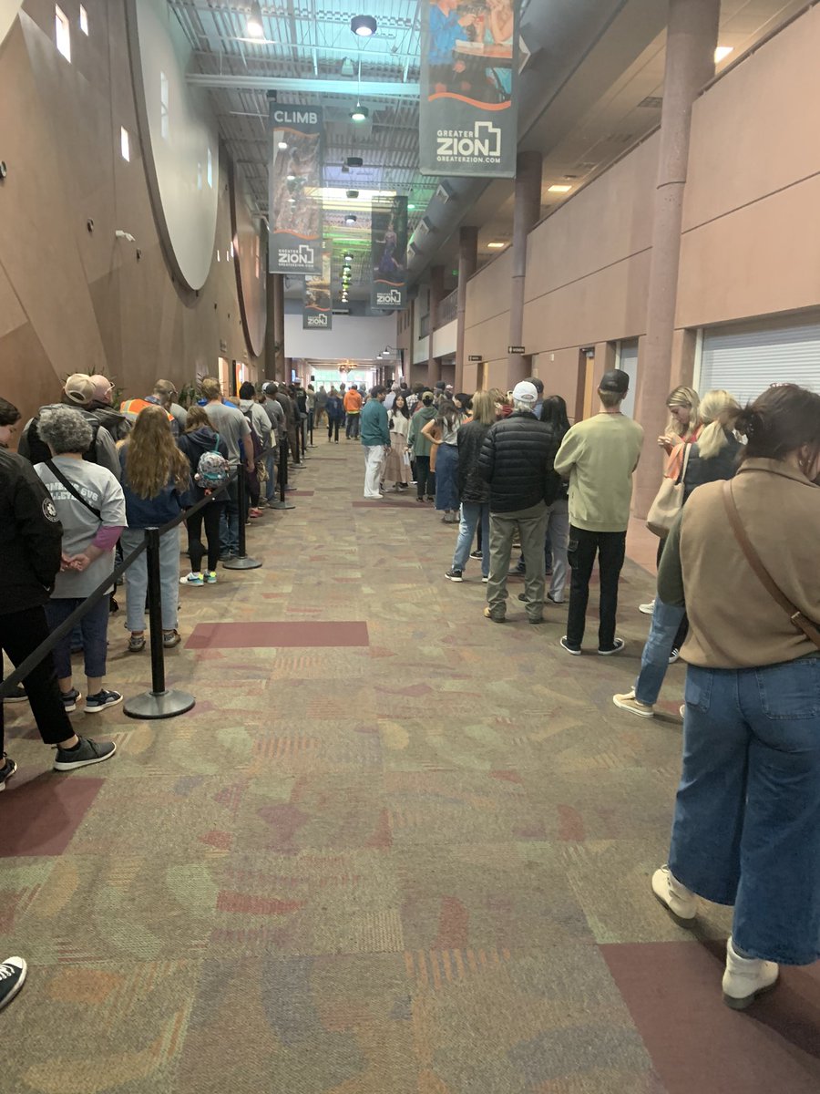 InDixie's tweet image. Now at @DixieCenter lines to Vote!