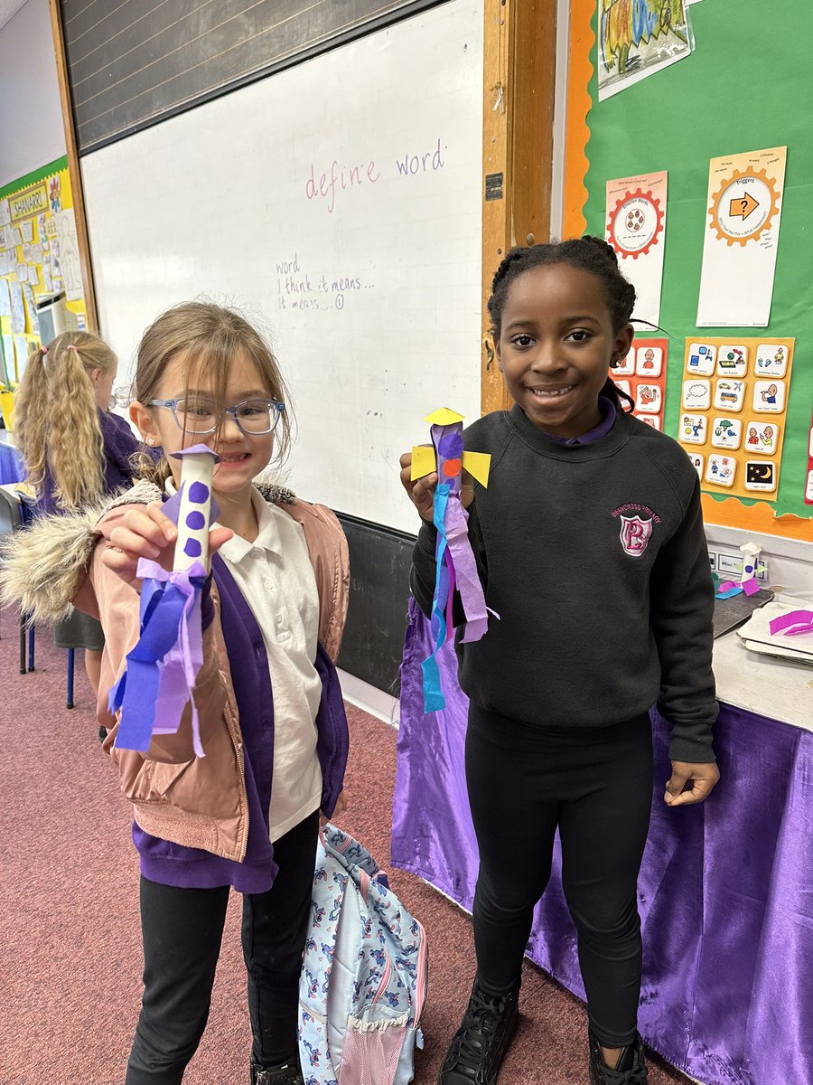 MrsSwanBX's tweet photo. Bonfire Night π₯ π Look how great our rockets turned out π€© @BPSMrsLang #BPSArt https://t.co/fHn1SJVPaw