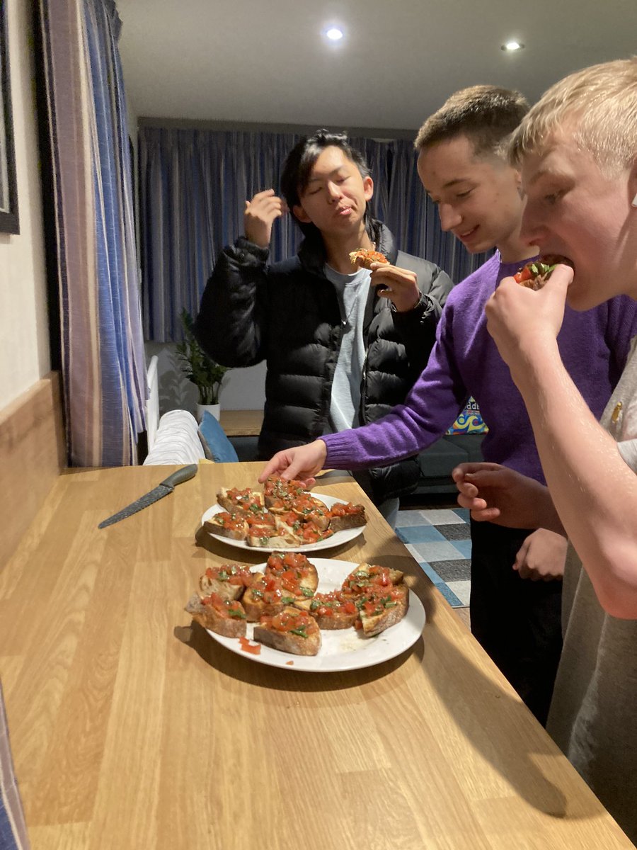 Morrison House tweet media