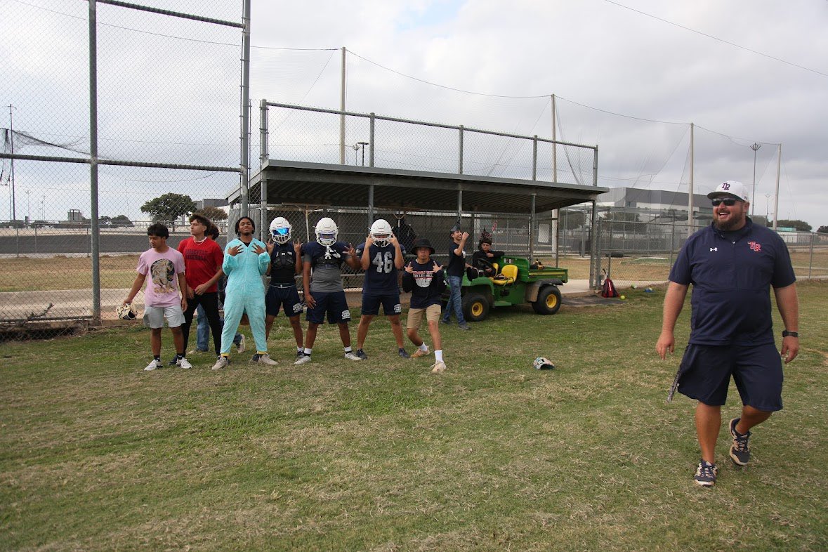 Roosevelt Baseball tweet media