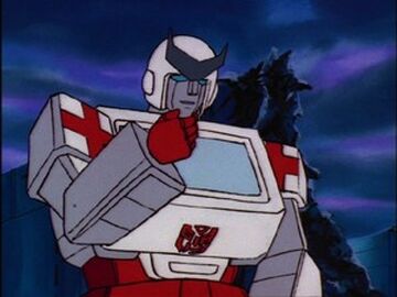 ChocoboKei93's tweet image. Ratchet!! All of them!! Even bayverse and TFA!! But Twitter has an image limit!!