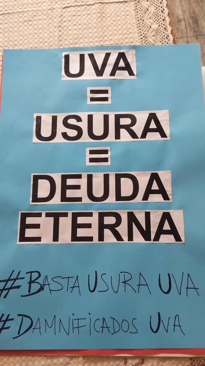 #FamiliasUVA #HipotecasUVA En Noviembre se cae la 1/2 sanción al proyecto de ley q lleva alivio a más de 100 mil familias .<a href="/ezeatauche/">Ezequiel Atauche</a> .<a href="/VZimmermannOK/">Víctor Zimmermann</a>. <a href="/fantinofantino/">Alejandro Fantino</a>
<a href="/mjolivan/">María Julia Oliván</a> <a href="/PRossiOficial/">Pablo Rossi</a>
<a href="/guadavazquez/">Guadalupe Vázquez Oficial🌱</a> <a href="/majulluis/">Luis Majul</a>
<a href="/edufeiok/">Eduardo Feinmann</a> <a href="/C5N/">C5N</a>
<a href="/todonoticias/">TN - Todo Noticias</a> <a href="/edserenellini/">Eduardo Serenellini</a>
@lajeantonio