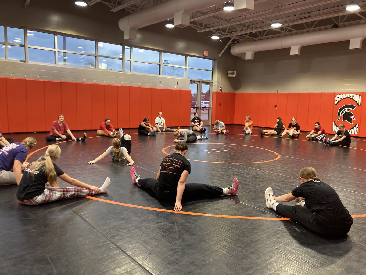 LadySpartanWres's tweet photo. It was a record breaking day for Solon Girls Wrestling with 90+ Spartan girls on the Solon wrestling mat this afternoon. Hope to hit triple digits soon! 

3:45-5:15 pm: HS Program: 27 girls
5:30-6:30 pm: K-3 Program: 33 girls
6:45-8:00 pm: 4-8 Program: 31 girls

#solonstrong https://t.co/ILtRSCiozz