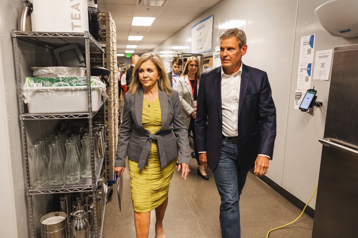 BillLeeTN's tweet photo. Congratulations to @VoteMarsha on a Tennessee victory! https://t.co/L43Ff8nM5L