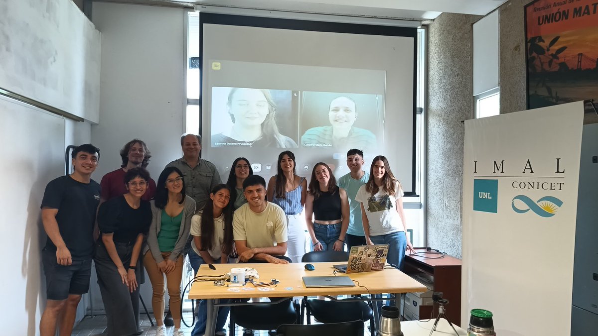 aylinvch's tweet photo. 🤓🧠 I’m thrilled to have attended the BCI course in October, led by the incredible Brendan Allison (@TheBCIGuy) and Victoria Peterson (@vpeterson09) at @FIQUNL https://t.co/dVst82ZORv